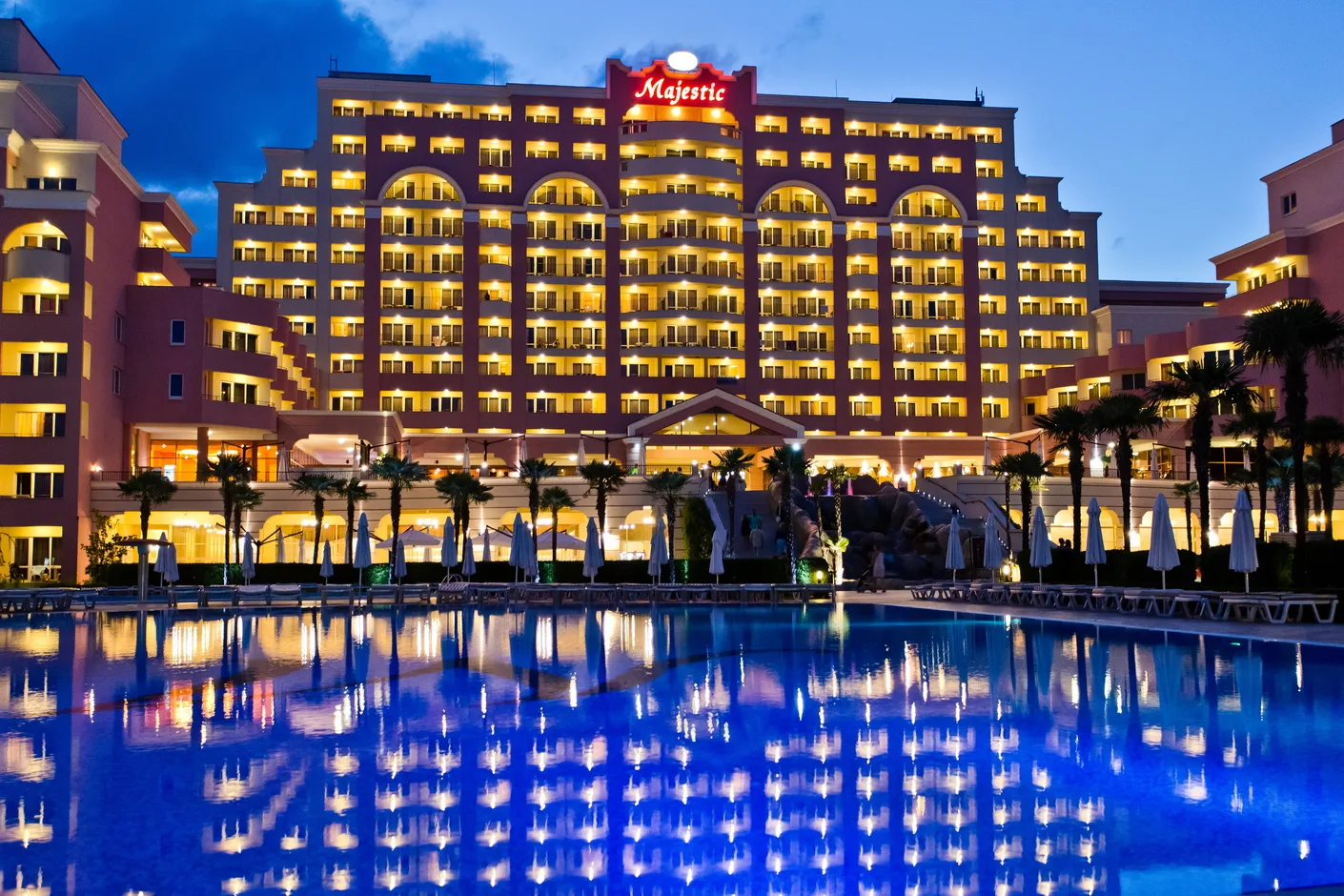 DIT MAJESTIC BEACH RESORT